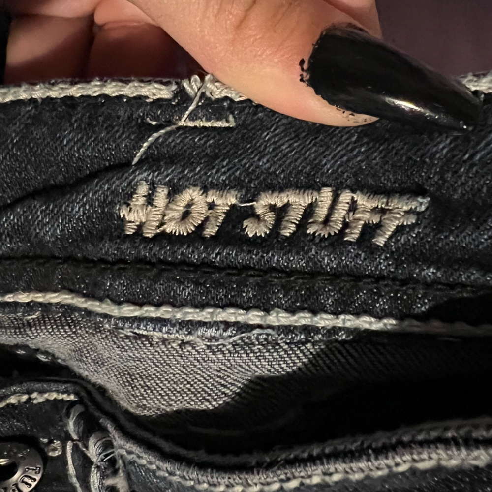 Women’s Cowgirl Tuff “Hot Stuff” jeans. Size 27 - Picture 4 of 7